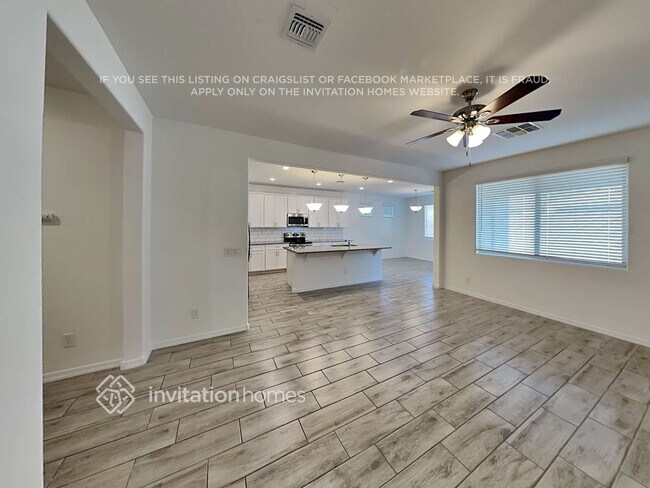 Foto del edificio - 19856 Exeter Blvd