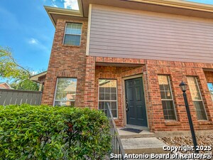 Building Photo - 129 Chapel Hill Cir
