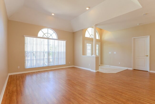 Building Photo - 21402 Preservation Dr