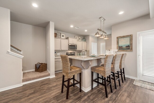 Foto del edificio - Available for August 2026 Pre-Lease! Gorge...