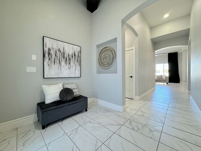 Foto del edificio - 14701 Tierra Mirage Ave