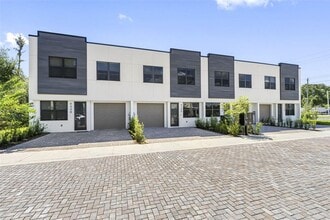 Building Photo - 4340 Villa Alina Ct