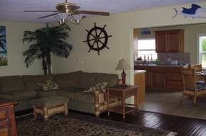 Unit 1 Living Room - 1401 Water St