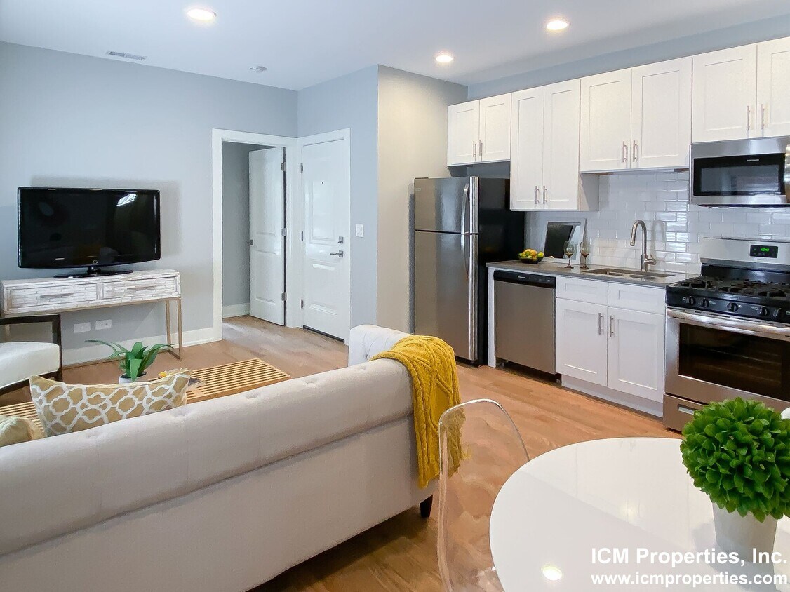 Foto principal - 2130 N Sedgwick St
