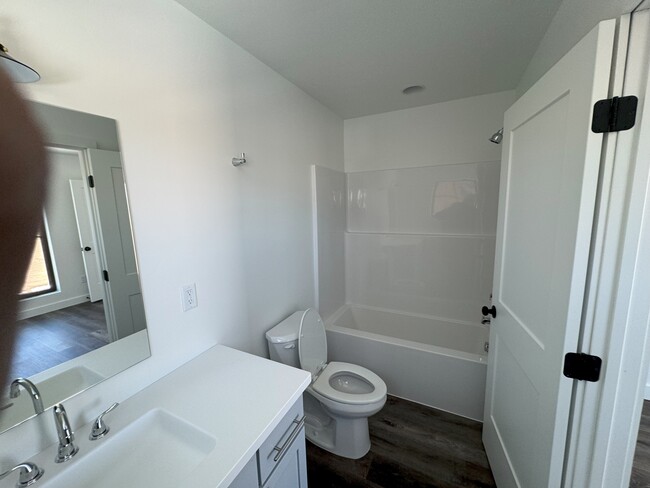 Private bath - 102 Second St