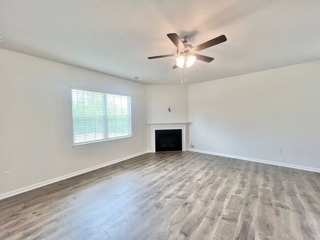 Foto del edificio - New Construction 4 BD, 2.5BA Fuquay-Varina...