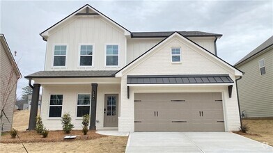 Building Photo - 4591 Silver Oak Dr SW