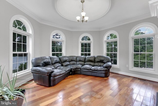 Foto del edificio - 6529 Fairlawn Dr