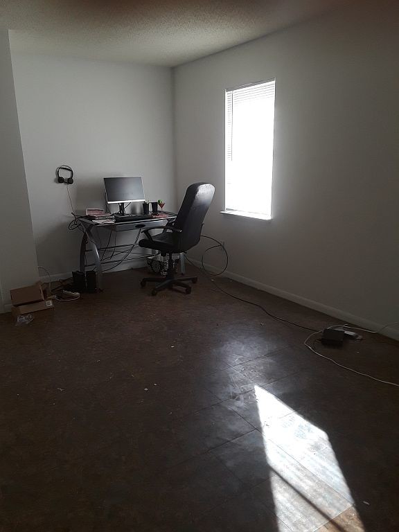 Foto del edificio - 219 W Dove Ln