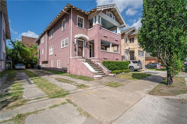 Front Steps - 8008 S Claiborne Ave