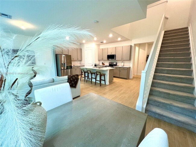 Photo - 9045 Zevon Ct House