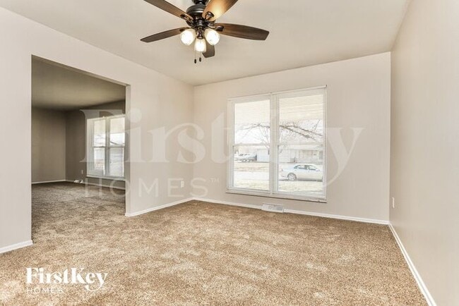 Building Photo - 521 Linda Ln