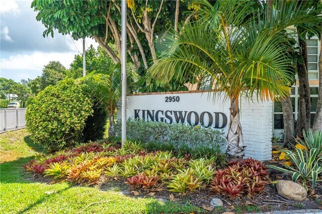 Foto del edificio - 2950 SE Ocean Blvd