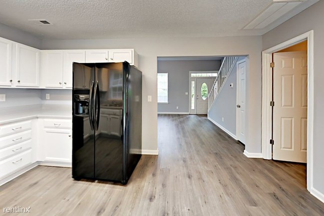 Building Photo - 8206 Braids Bend Ct