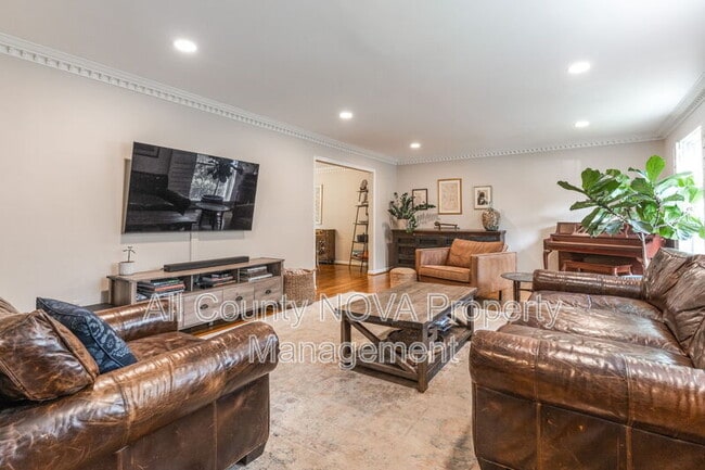 Building Photo - 6612 Weatheford Ct