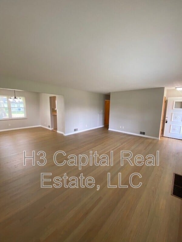 Foto del edificio - 2111 Clark Ave