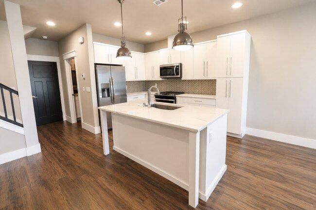 Foto del edificio - 2697 N Swainson Ln