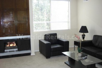 Foto principal - 130 N Wetherly Dr
