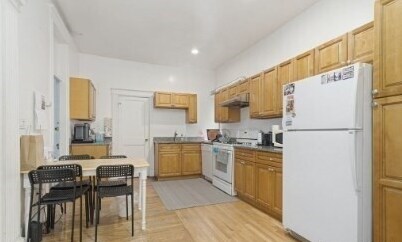 Foto principal - 1258 Commonwealth Ave