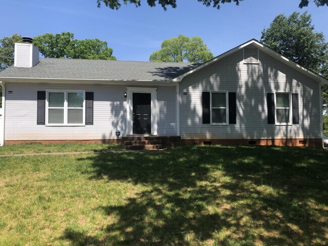 Photo - 6907 Carriageway Ln House