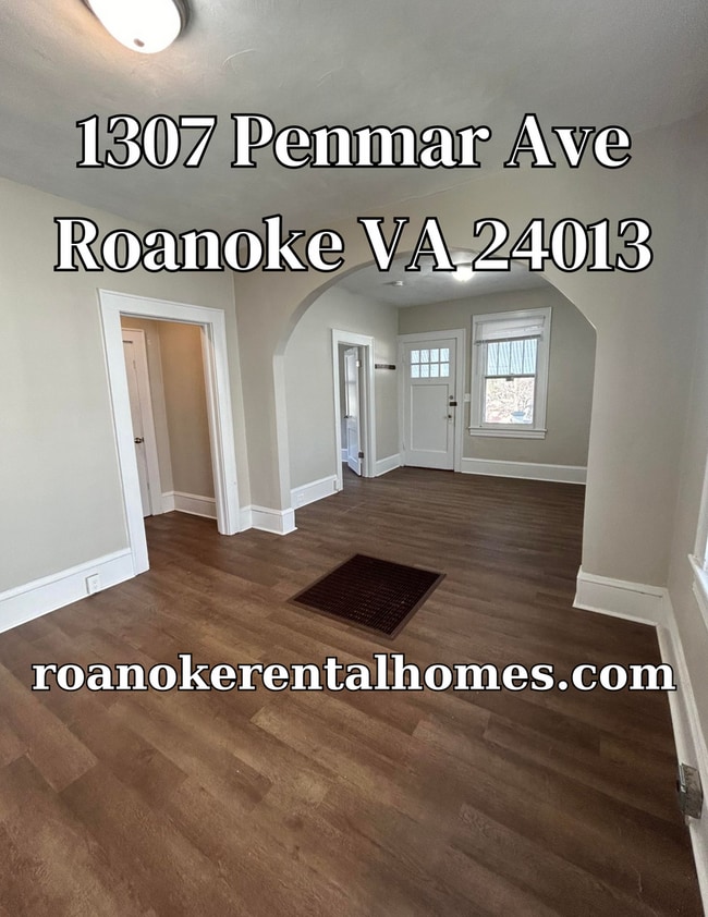 Building Photo - 1307 Penmar Ave SE
