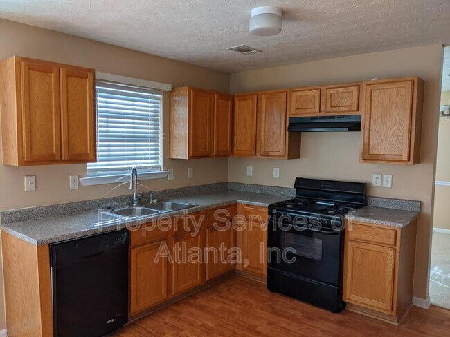 Foto del edificio - 1815 Rest Haven Ln