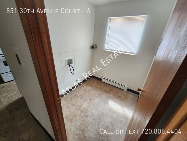 Foto del edificio - 851 30th Avenue Court