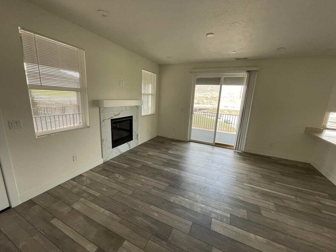 Foto del edificio - 3250 Quarry Springs Dr