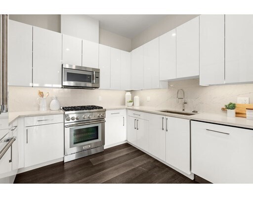 Foto del edificio - 775 Harrison Ave