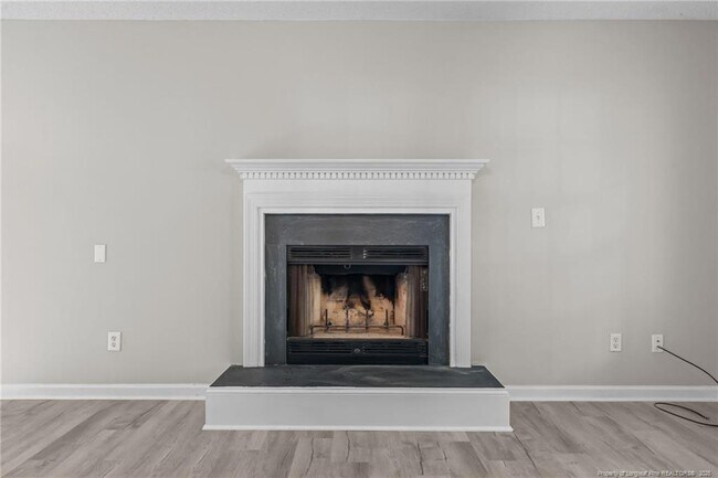 Foto del edificio - 82 Stonecliff Ln