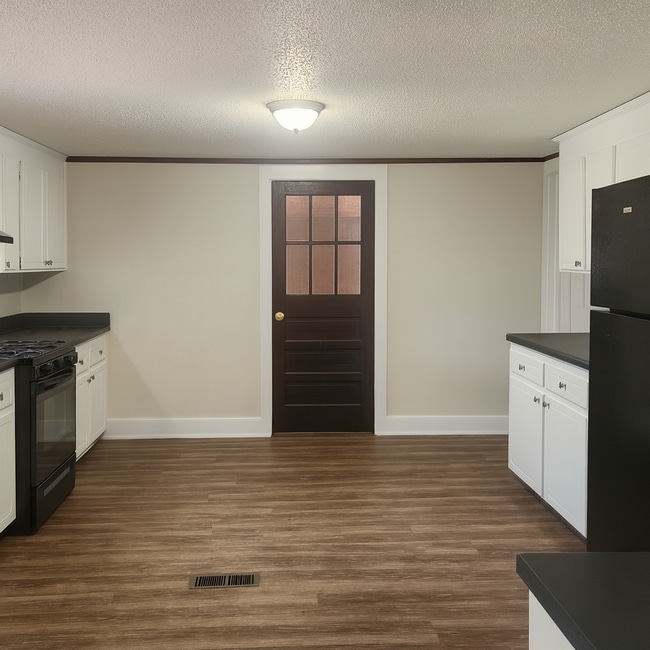 Building Photo - 224 Liberty Dr