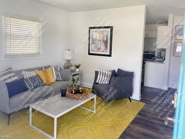 Foto del edificio - 2 br, 1 bath Duplex - 2205 Alma Ct 2 2