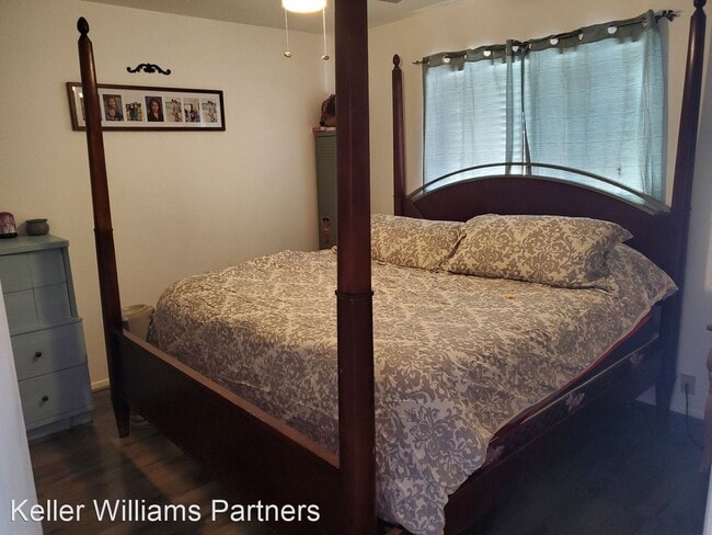 Building Photo - 4 br, 2 bath House - 2422 Anjelina Cir W