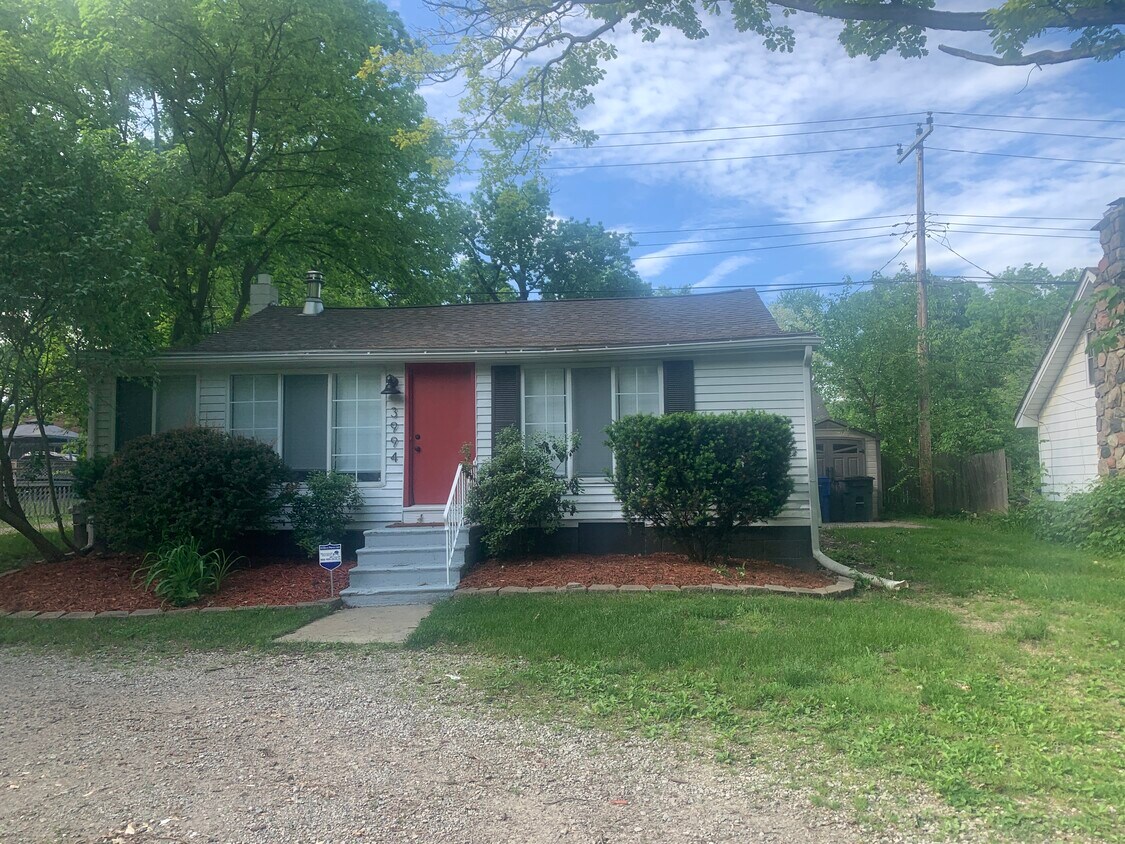 3994 Arcadia Park Dr, Waterford, MI 48328 House Rental in Waterford
