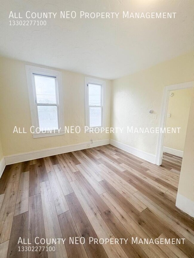 Building Photo - 3404 Walton Ave