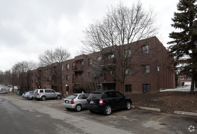 Photo du bâtiment - 19-21 Dalegrove Dr