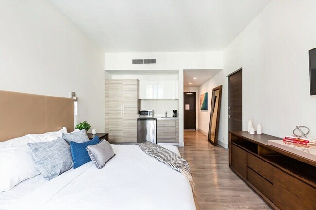 Foto del edificio - 777 N Ocean Dr