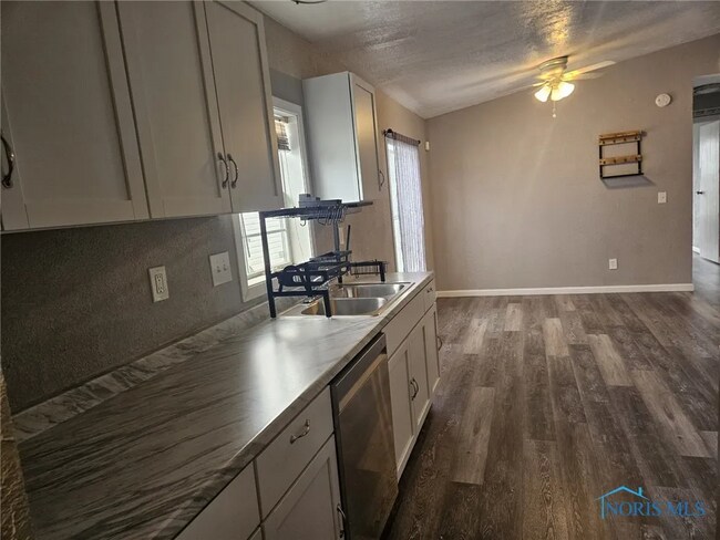 Foto del edificio - 4611 Granite Ln