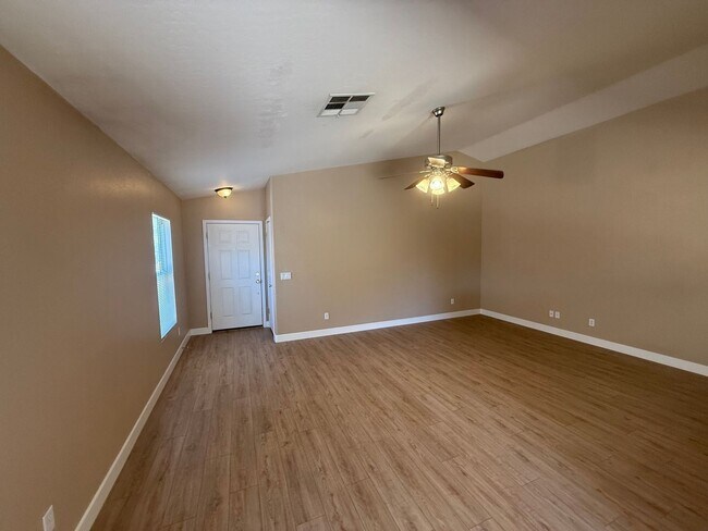 Foto del edificio - Beautiful Home in Copper Basin Community!