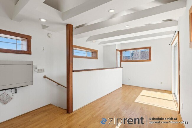 Building Photo - 1190 Ocean Ave