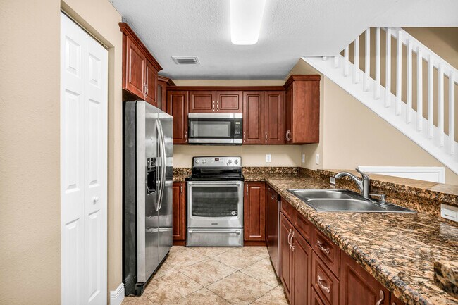 Foto del edificio - 3734 NE 4th Ter