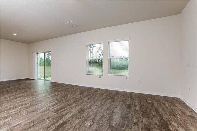 Building Photo - 2847 Neverland Dr