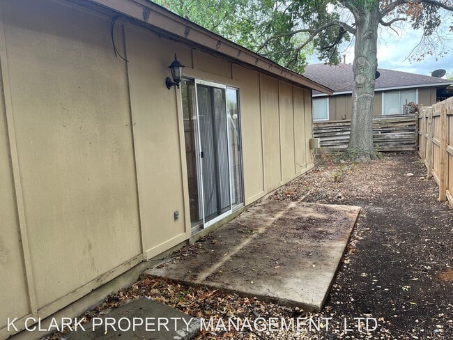 Building Photo - 2 br, 1 bath House - 5217 MEADOW RISE ST.