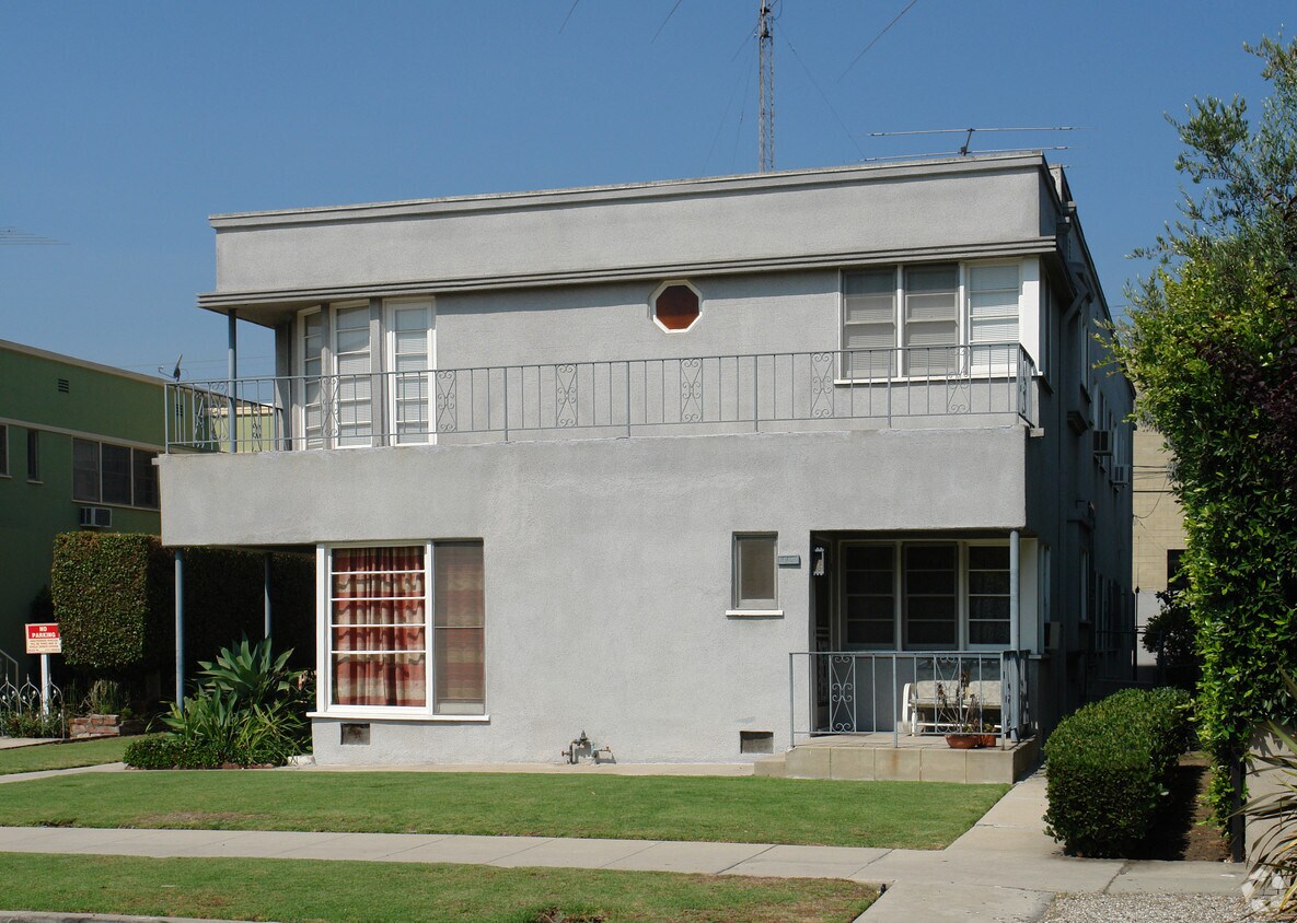 Building Photo - 849 N Alfred St