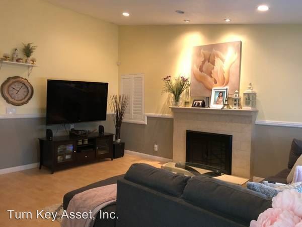 Building Photo - 3 br, 2 bath House - 1819 Tustin Dr