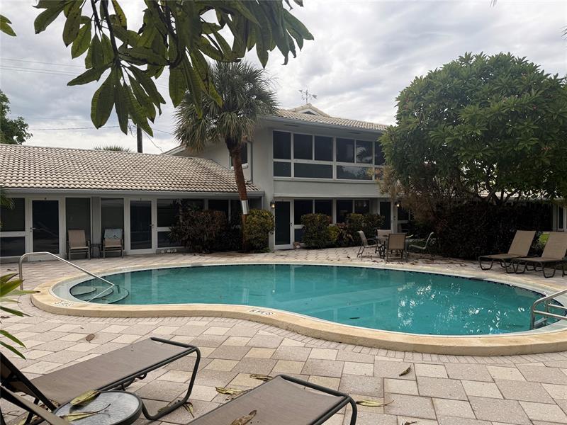 Foto principal - 4009 NE 21st Ave