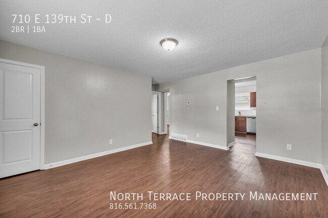 Building Photo - Updated 2BR in South KCMO