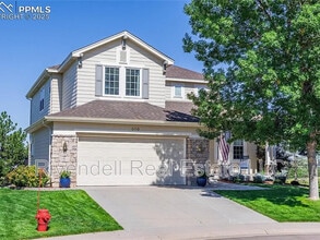 Building Photo - 868 Bramblewood Dr