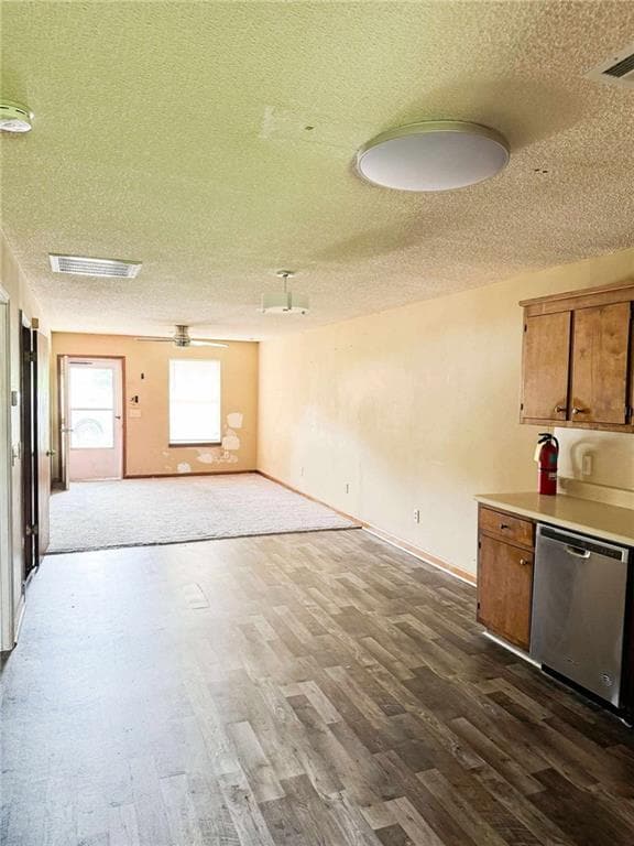 Building Photo - 124 Evergreen Trail SE