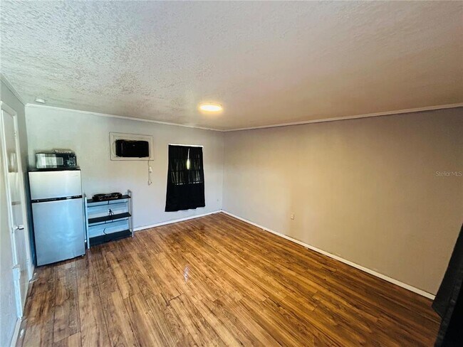 Foto del edificio - 553597 U.S. Rte 1